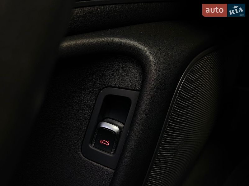 Седан Audi A6 2018 в Киеве