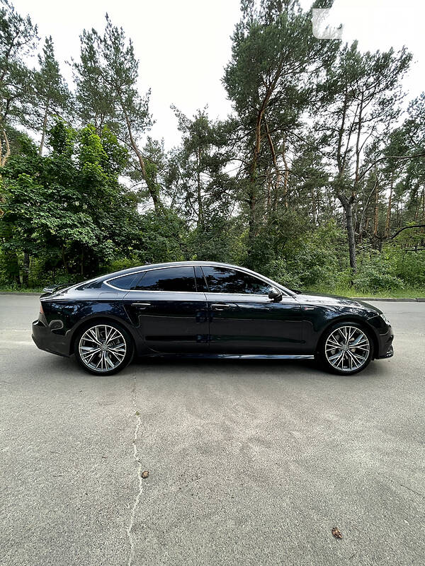 Лифтбек Audi A7 Sportback 2015 в Киеве