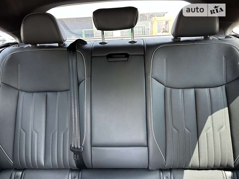 Лифтбек Audi A7 Sportback 2018 в Киеве