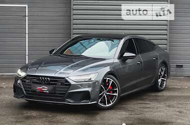 Лифтбек Audi A7 Sportback 2021 в 
