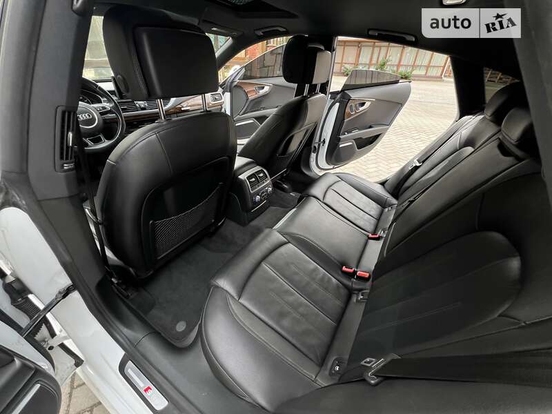 Лифтбек Audi A7 Sportback 2015 в Виннице