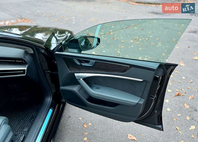 Лифтбек Audi A7 Sportback 2018 в Киеве