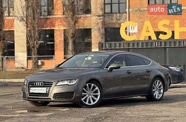 Лифтбек Audi A7 Sportback 2011 в 