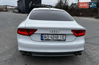 Лифтбек Audi A7 Sportback 2013 в 