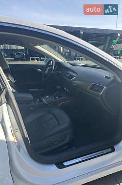 Лифтбек Audi A7 Sportback 2012 в 