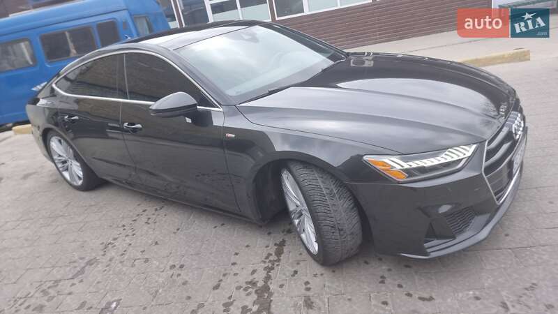Лифтбек Audi A7 Sportback 2018 в 