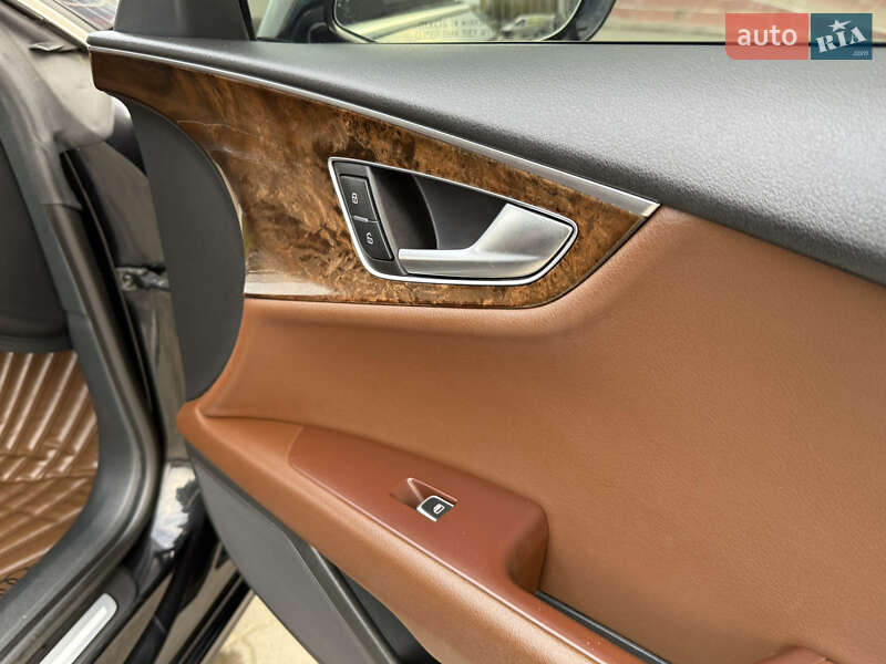 Лифтбек Audi A7 Sportback 2012 в Хмельницком