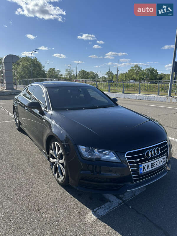 Лифтбек Audi A7 Sportback 2013 в 