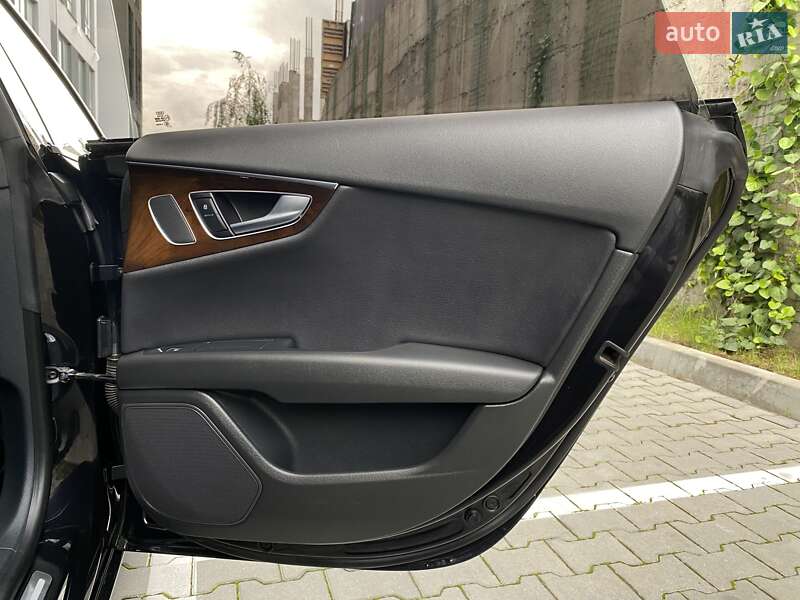 Лифтбек Audi A7 Sportback 2013 в Хмельницком