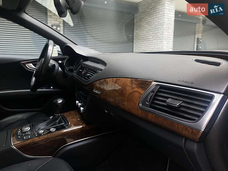 Лифтбек Audi A7 Sportback 2013 в Хмельницком