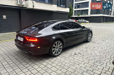 Лифтбек Audi A7 Sportback 2012 в 