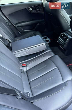 Лифтбек Audi A7 Sportback 2012 в 