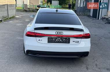 Лифтбек Audi A7 Sportback 2018 в 
