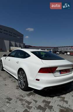 Лифтбек Audi A7 Sportback 2013 в 