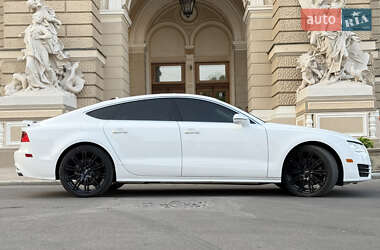 Лифтбек Audi A7 Sportback 2014 в 