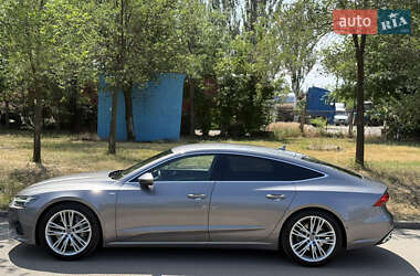 Лифтбек Audi A7 Sportback 2018 в 