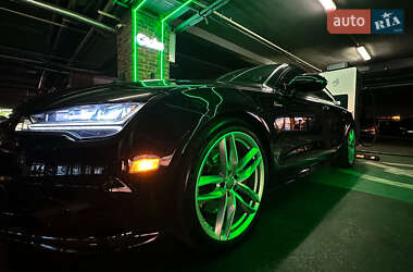 Лифтбек Audi A7 Sportback 2015 в 