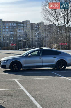 Лифтбек Audi A7 Sportback 2012 в 