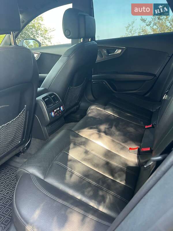 Ліфтбек Audi A7 Sportback 2013 в Южному фото 18 Ліфтбек Audi A7 Sportback 2013 в Южному