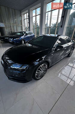 Лифтбек Audi A7 Sportback 2017 в 