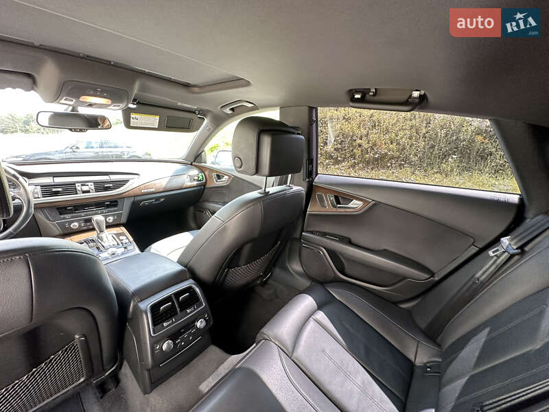 Лифтбек Audi A7 Sportback 2015 в Львове