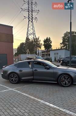 Лифтбек Audi A7 Sportback 2015 в Львове