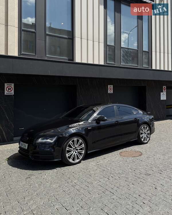 Лифтбек Audi A7 Sportback 2013 в 