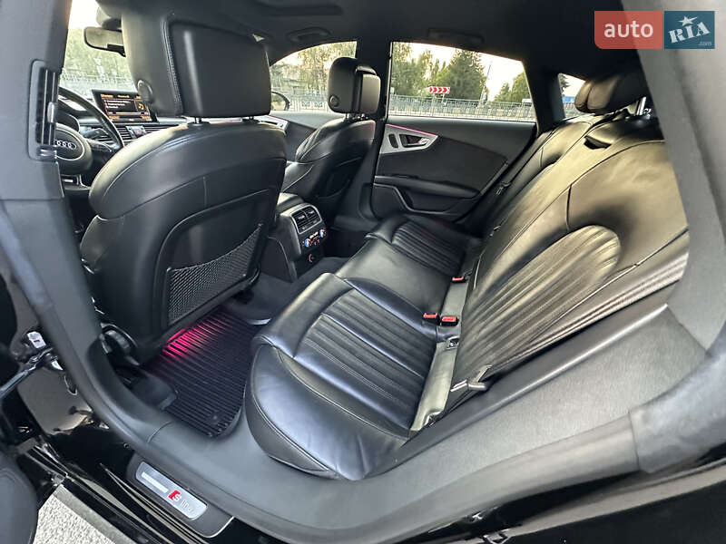 Лифтбек Audi A7 Sportback 2016 в Первомайске
