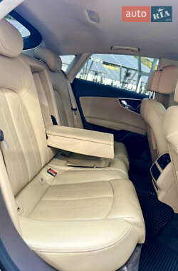Лифтбек Audi A7 Sportback 2011 в 
