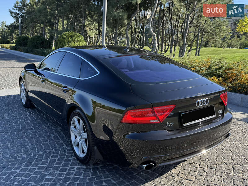 Лифтбек Audi A7 Sportback 2010 в Днепре