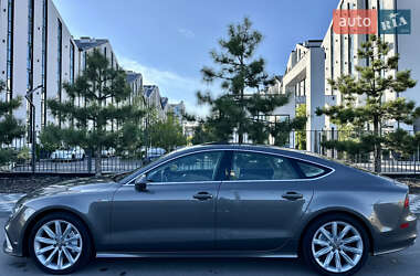 Лифтбек Audi A7 Sportback 2012 в 