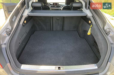 Лифтбек Audi A7 Sportback 2011 в 