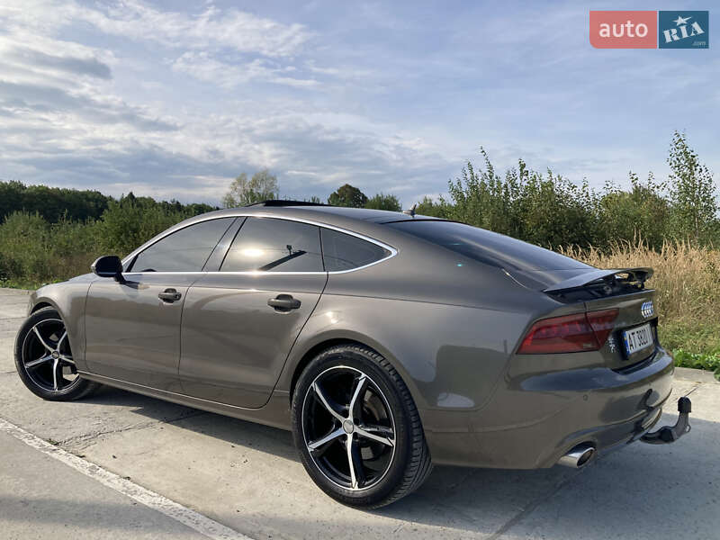 Лифтбек Audi A7 Sportback 2011 в 