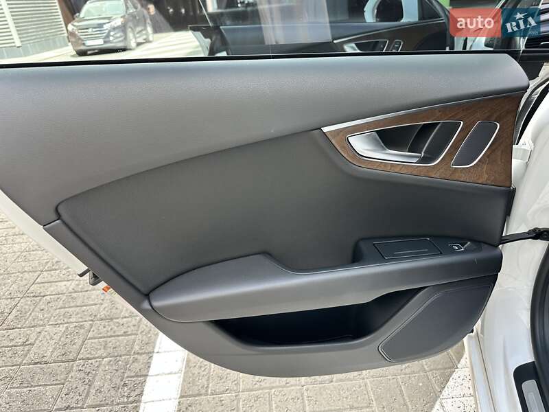 Лифтбек Audi A7 Sportback 2014 в Киеве