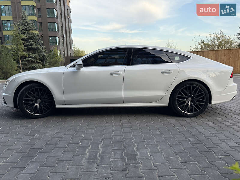 Лифтбек Audi A7 Sportback 2015 в Киеве