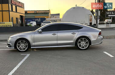 Лифтбек Audi A7 Sportback 2015 в 