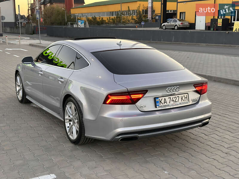 Лифтбек Audi A7 Sportback 2015 в Киеве