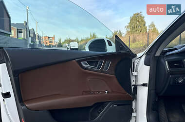 Ліфтбек Audi A7 Sportback 2011 в 