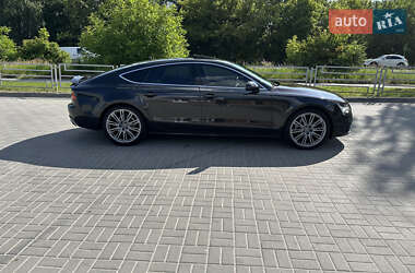 Лифтбек Audi A7 Sportback 2012 в 