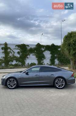 Лифтбек Audi A7 Sportback 2021 в 
