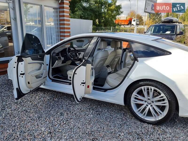 Лифтбек Audi A7 Sportback 2018 в Киеве