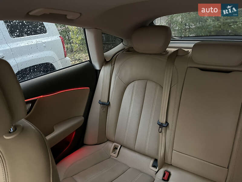 Лифтбек Audi A7 Sportback 2013 в Киеве