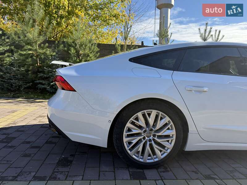 Лифтбек Audi A7 Sportback 2018 в Киеве