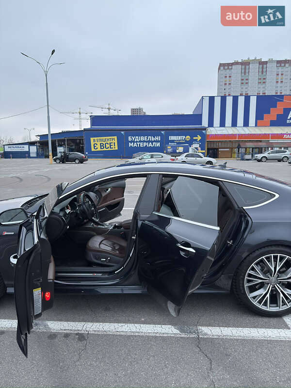 Лифтбек Audi A7 Sportback 2015 в Киеве