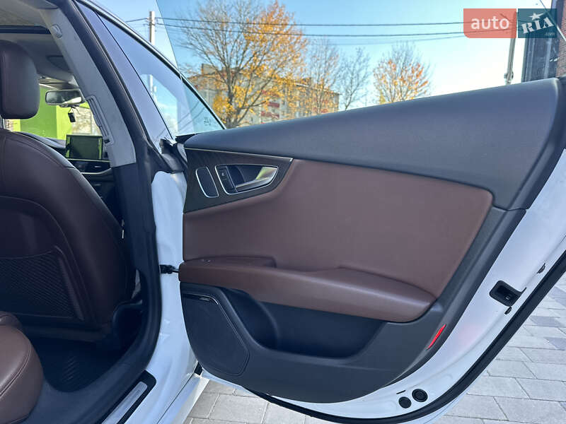 Ліфтбек Audi A7 Sportback 2011 в Тернополі фото 43 Ліфтбек Audi A7 Sportback 2011 в Тернополі