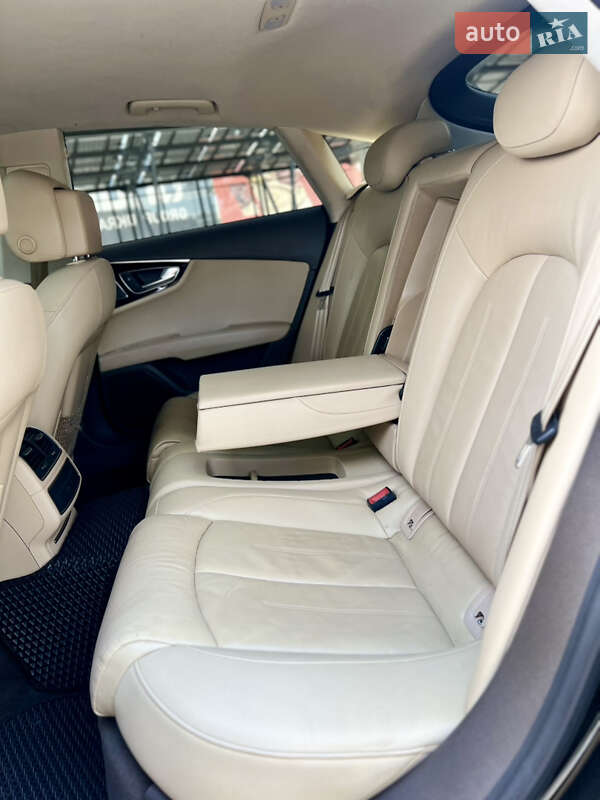 Лифтбек Audi A7 Sportback 2011 в Львове