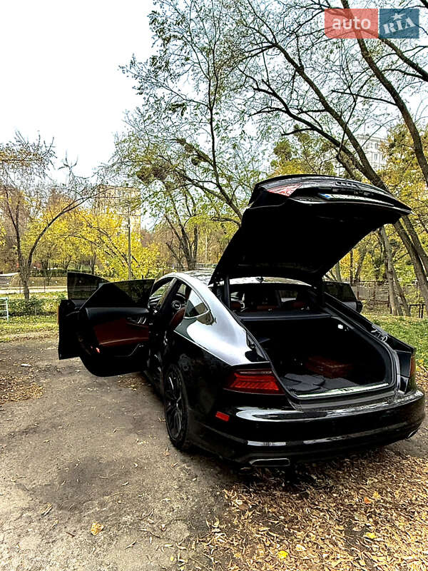 Лифтбек Audi A7 Sportback 2015 в Киеве