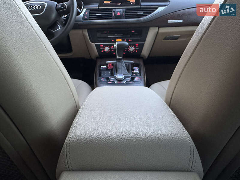 Ліфтбек Audi A7 Sportback 2012 в Стрию фото 70 Ліфтбек Audi A7 Sportback 2012 в Стрию