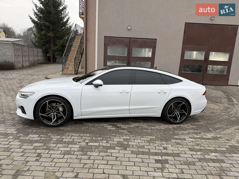 Лифтбек Audi A7 Sportback 2018 в Львове