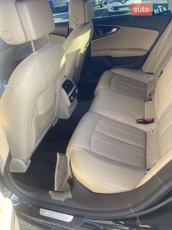 Ліфтбек Audi A7 Sportback 2013 в Львові фото 26 Ліфтбек Audi A7 Sportback 2013 в Львові